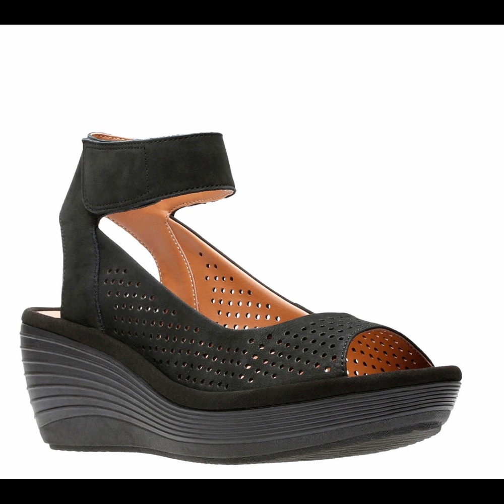 NWOT CLARK’S LEATHER WEDGE - AMAZING COMFORT!!